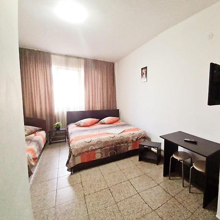 فندق Casa Dobrescu Centura De Nord كرايوفا المظهر الخارجي الصورة