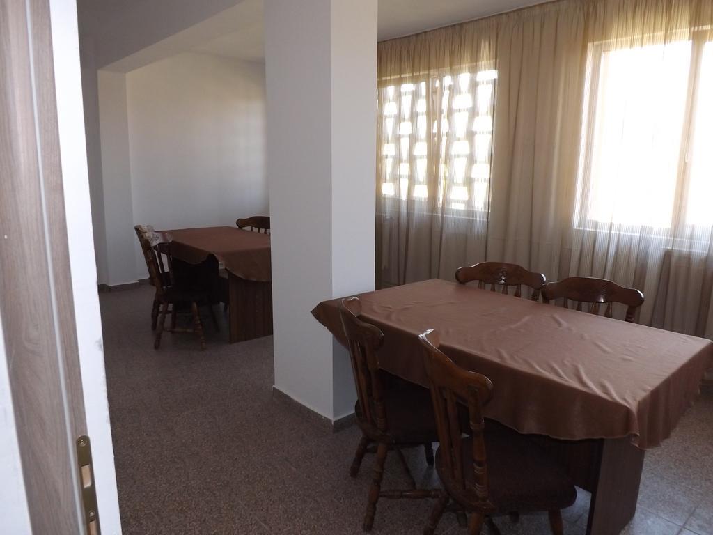فندق Casa Dobrescu Centura De Nord كرايوفا المظهر الخارجي الصورة