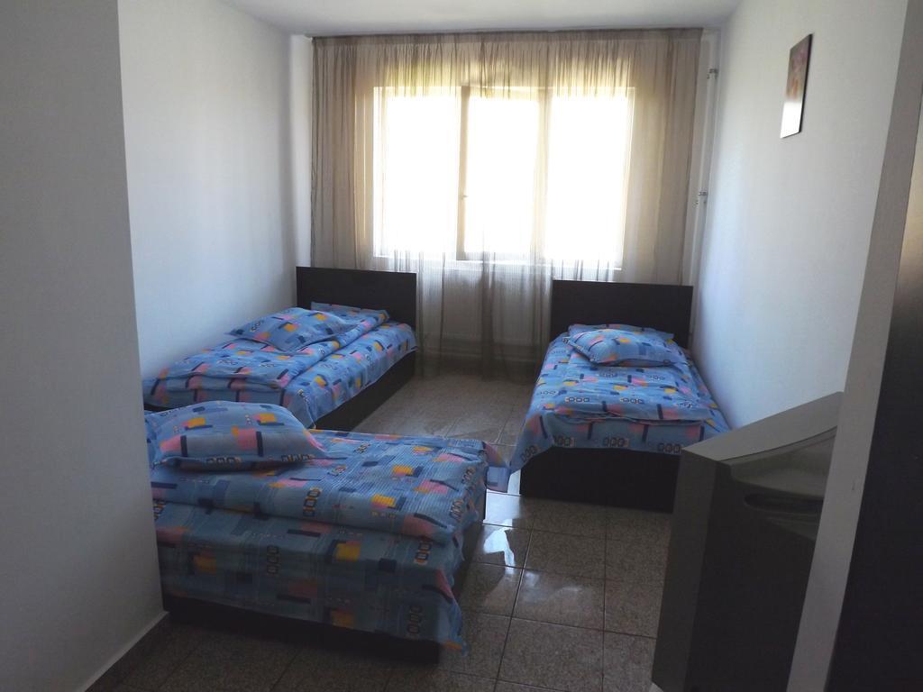 فندق Casa Dobrescu Centura De Nord كرايوفا المظهر الخارجي الصورة