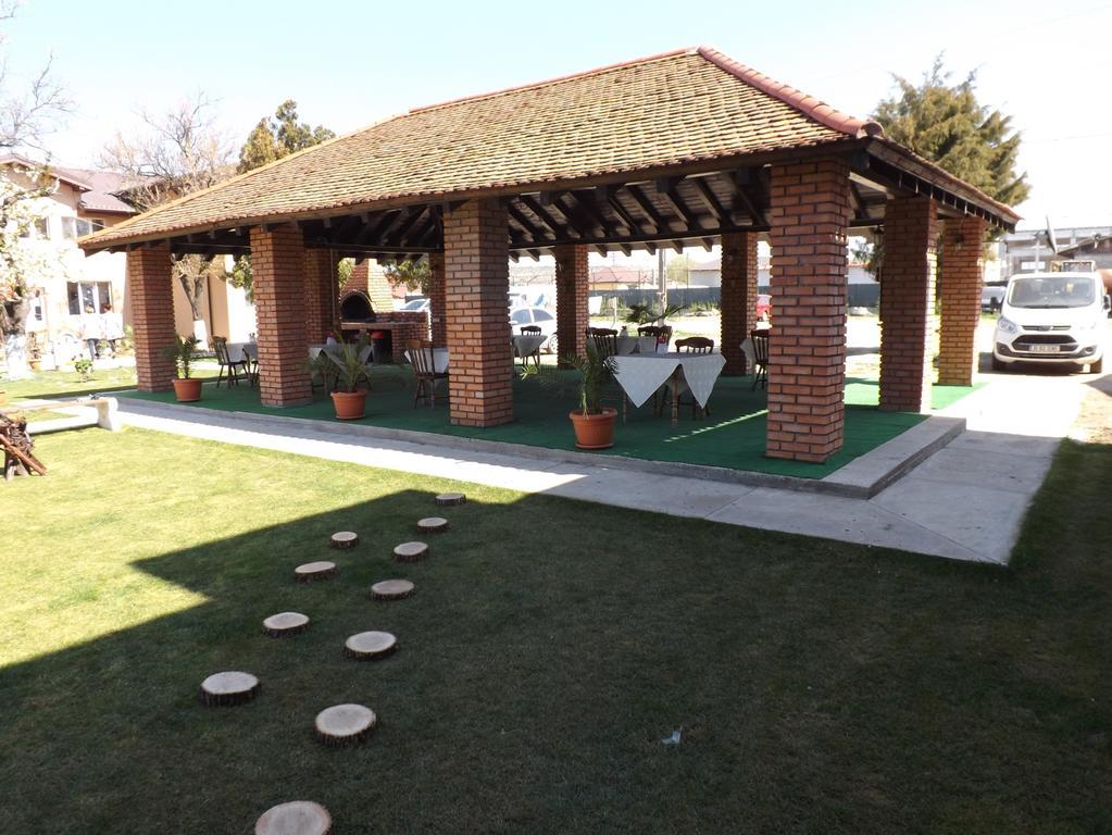 فندق Casa Dobrescu Centura De Nord كرايوفا المظهر الخارجي الصورة