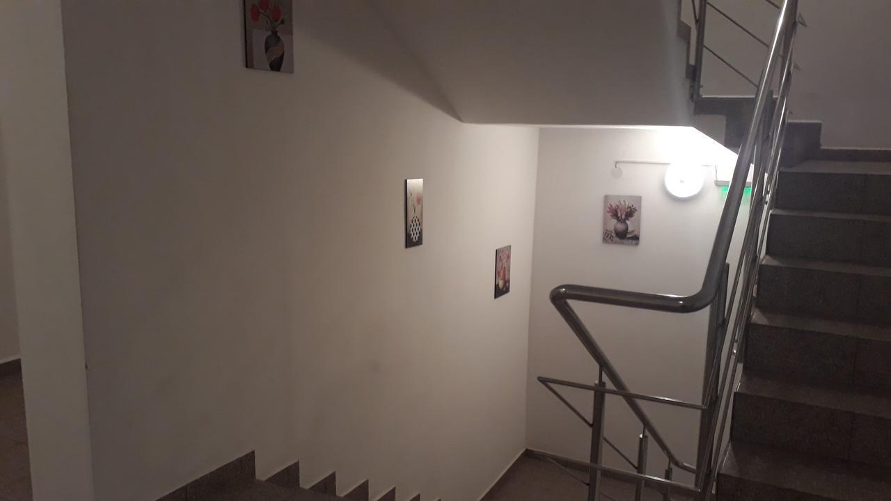 فندق Casa Dobrescu Centura De Nord كرايوفا المظهر الخارجي الصورة